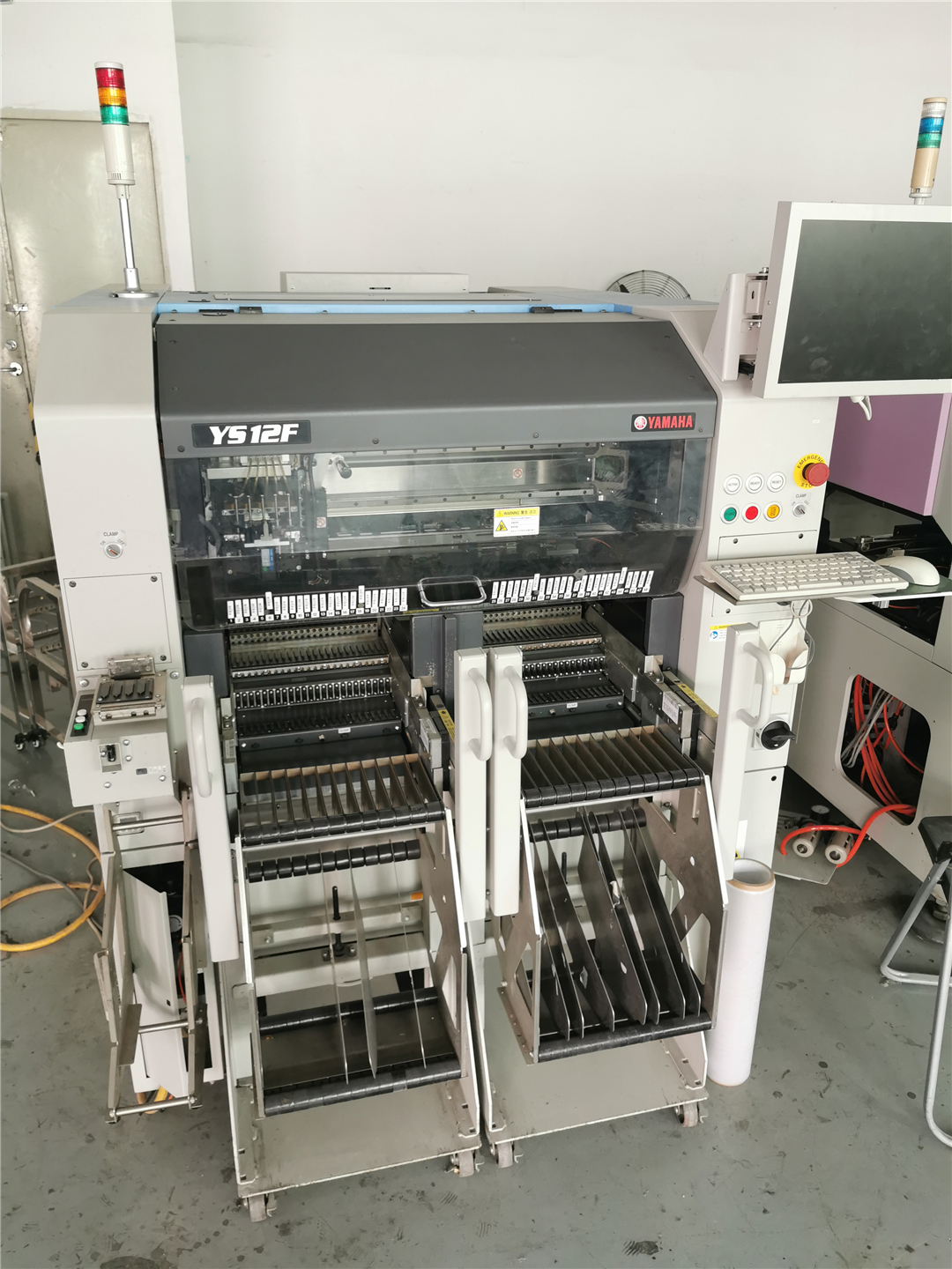 Used Yamaha YS12F SMT pick and place machine(Chip mounter)
